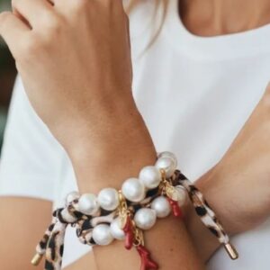 Pulsera de inspiración en animal print