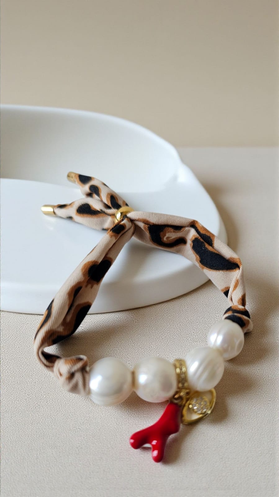Pulsera de inspiración en animal print - Imagen 3