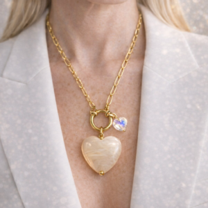 Collar Marinero Minimalista Versátil y Corazón Efecto Mármol