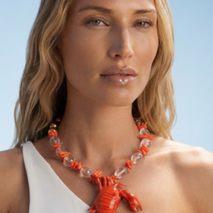 Collar “Crab Coral” con Cangrejo Esmaltado, Cuarzo y Coral