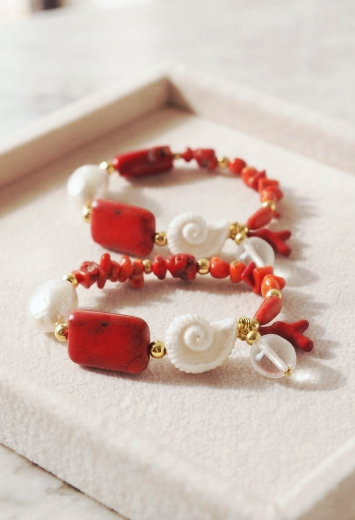 Pulsera “Coral Nautilus” con Caracola Cerámica y Perla Barroca - Imagen 3