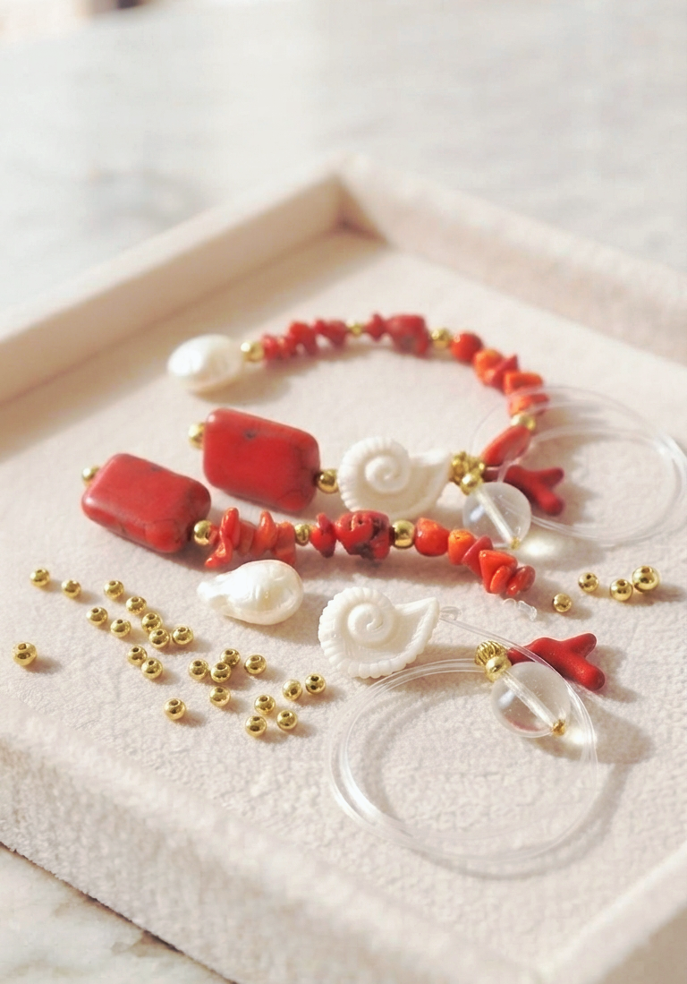 Pulsera “Coral Nautilus” con Caracola Cerámica y Perla Barroca - Imagen 4