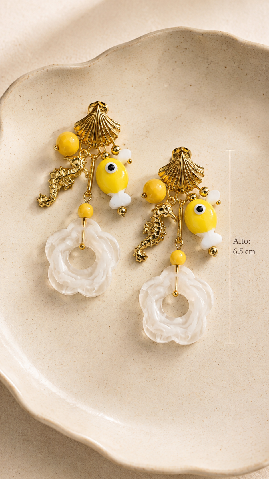 Pendientes “Lemon Seahorse Shell” con Pez, Caballito de Mar y Flor Marina - Imagen 3